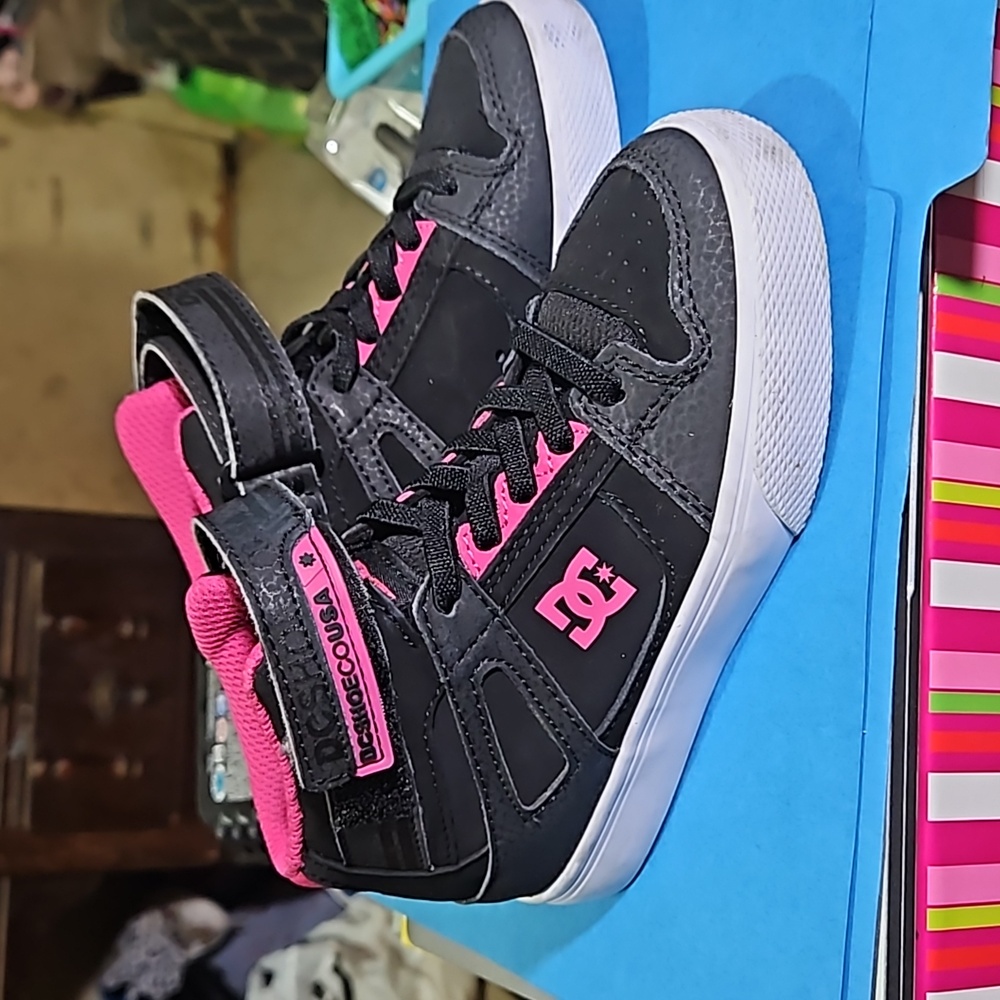 DC Kids Sneakers Black with Pink Highlights